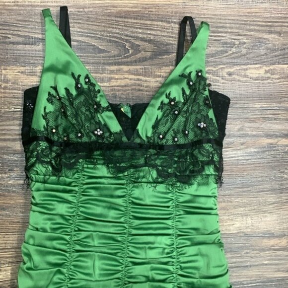 Green Formal Dress - Picture 2 of 4